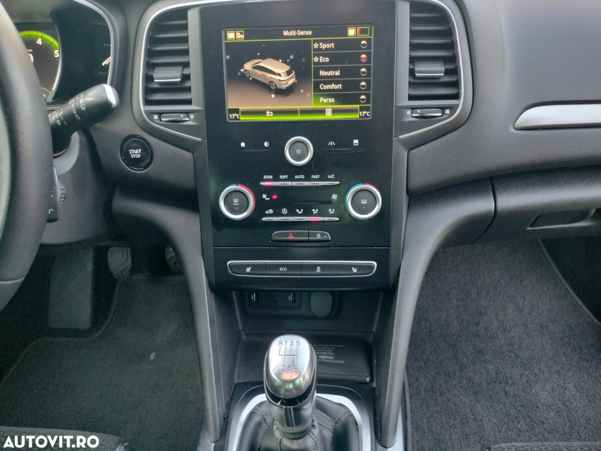 Renault Megane Grandtour ENERGY TCe 130 BUSINESS - 30
