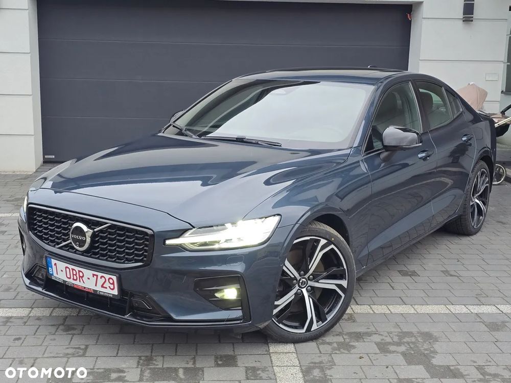 Volvo S60 B5 B AWD Ultimate Dark - 1