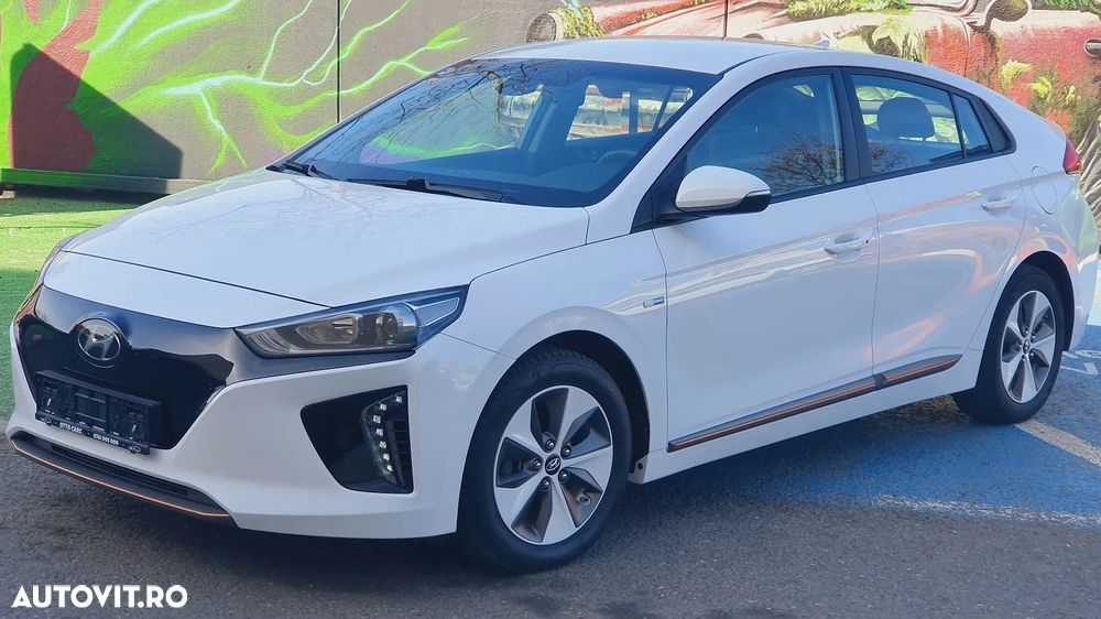 Hyundai IONIQ 120CP Exclusive - 17
