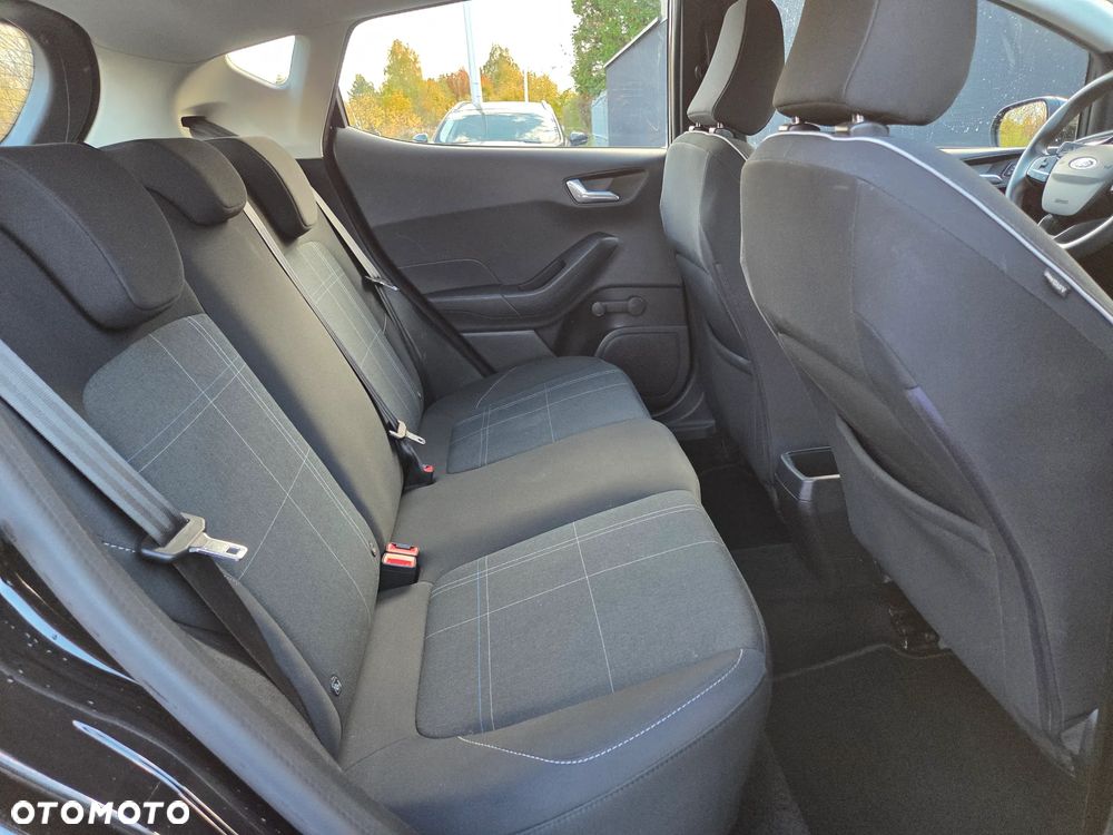 Ford Fiesta - 24