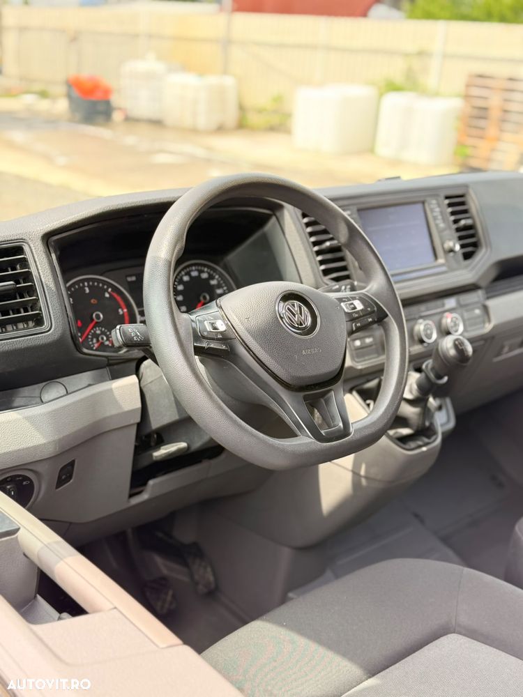 Volkswagen CRAFTER - 10