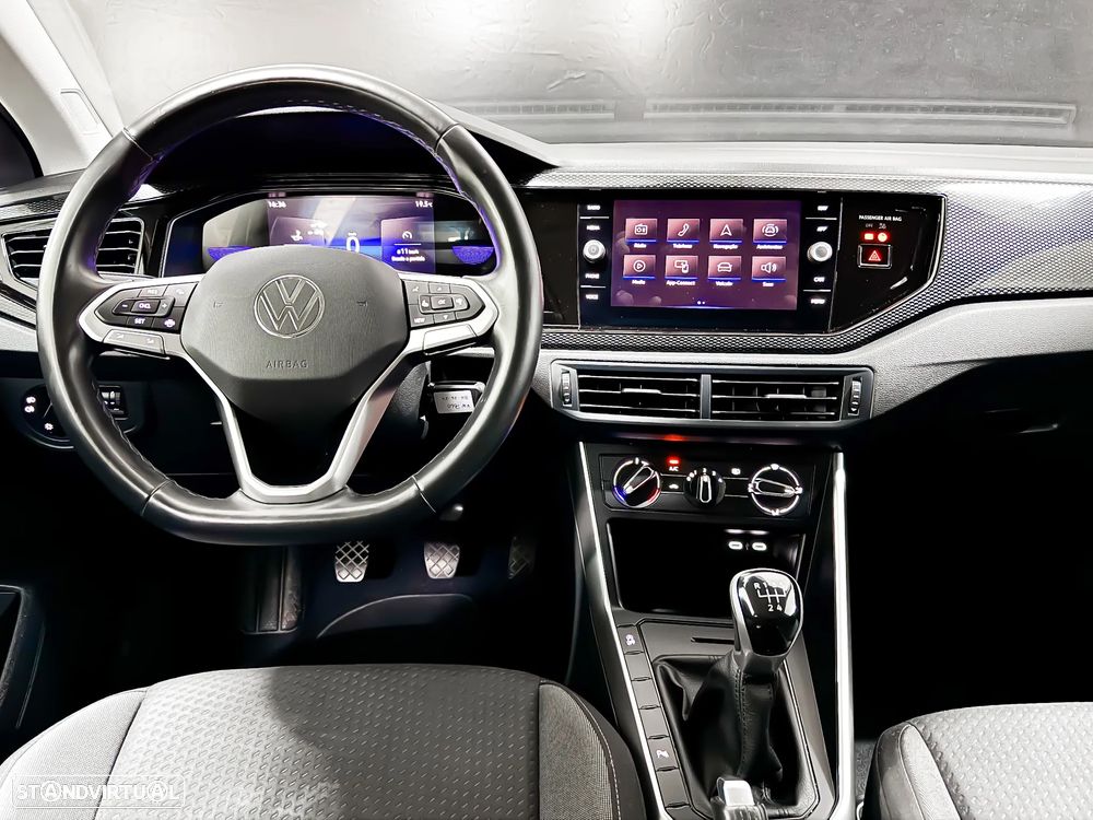 VW Polo 1.0 TSI Urban - 16