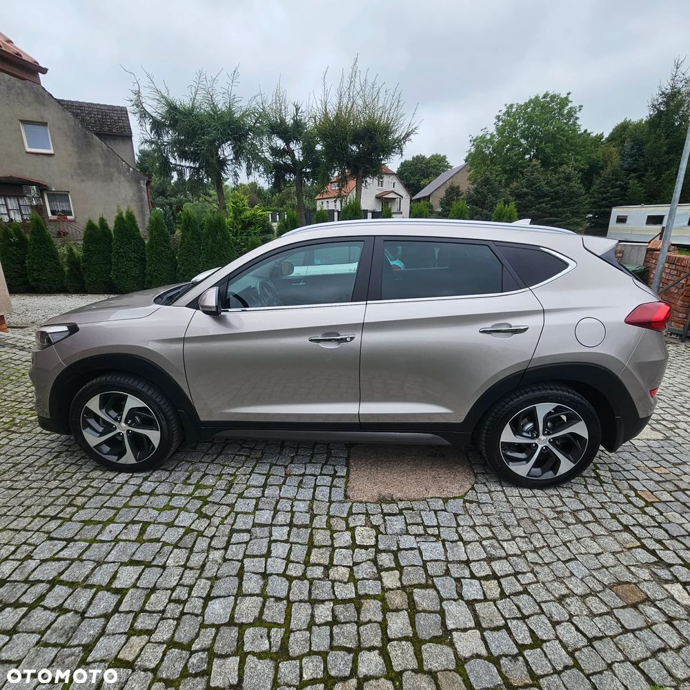 Hyundai Tucson 2.0 CRDI Comfort 4WD - 4