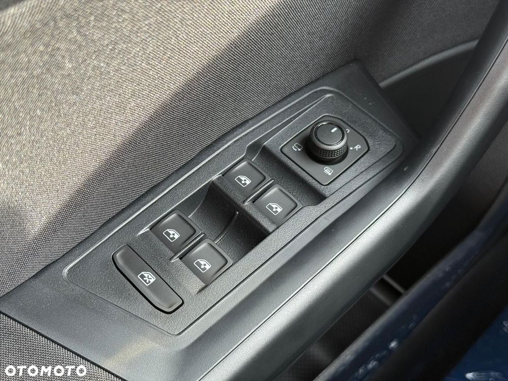 Volkswagen T-Roc 1.5 TSI Life Plus DSG - 23
