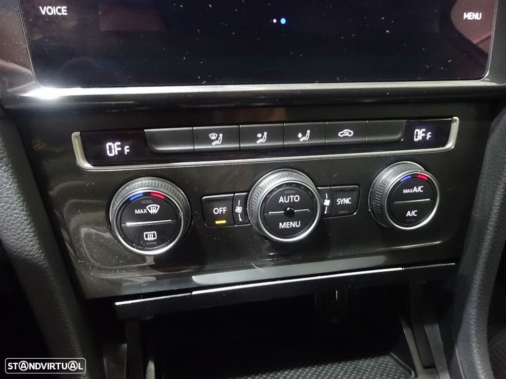 VW Golf Variant 1.6 TDi Confortline - 25