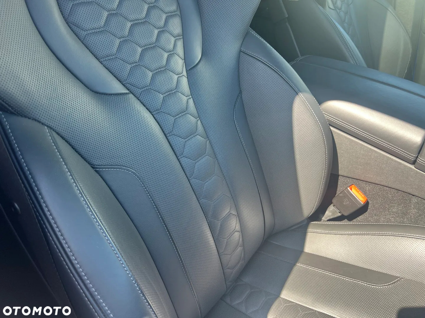 BMW X6M - 23