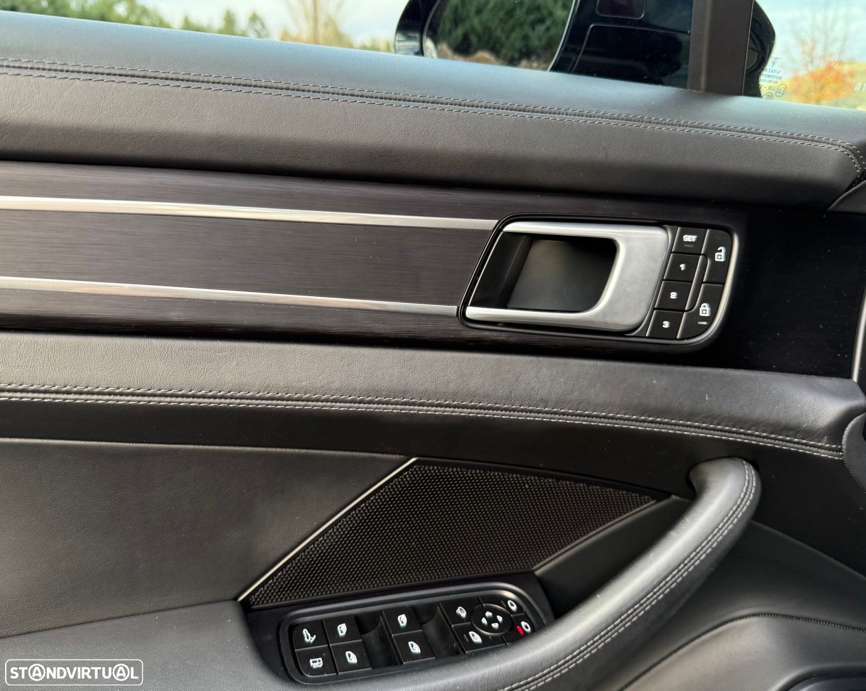 Porsche Panamera Sport Turismo 4 E-Hybrid Platinum Edition - 14