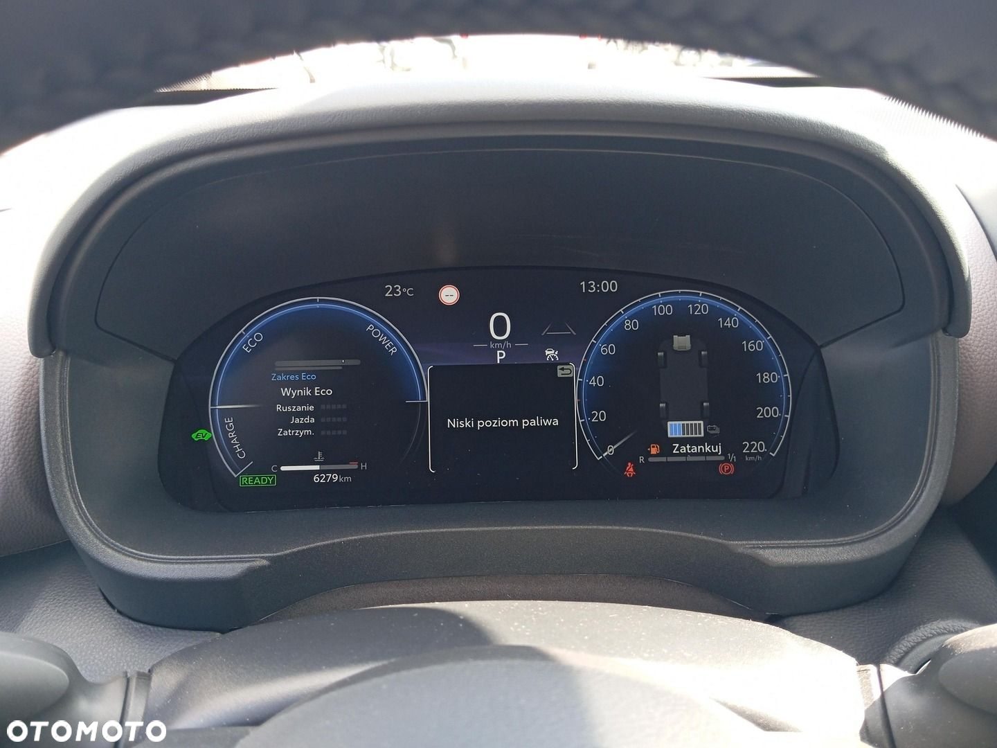 Toyota Yaris Cross - 18