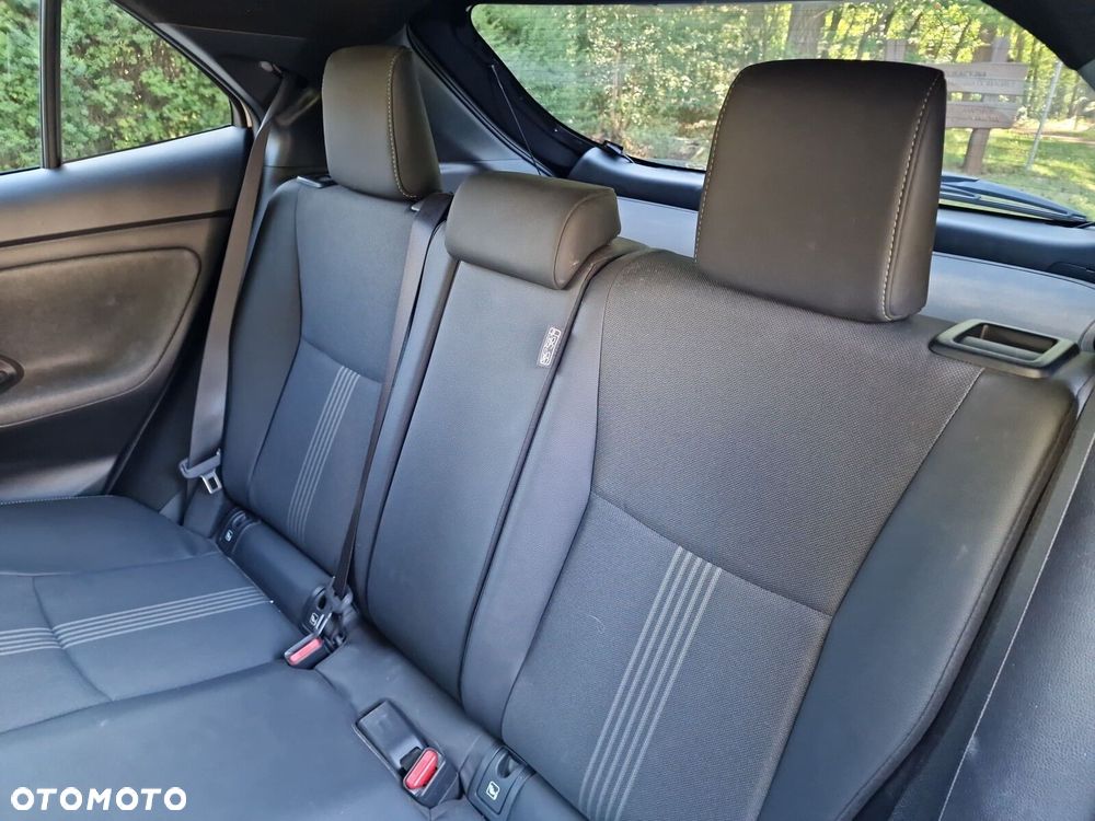 Toyota Yaris Cross - 18