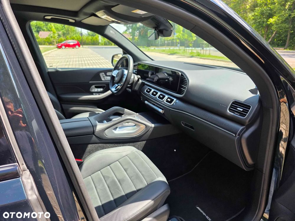 Mercedes-Benz GLE 400 d 4Matic 9G-TRONIC AMG Line - 29