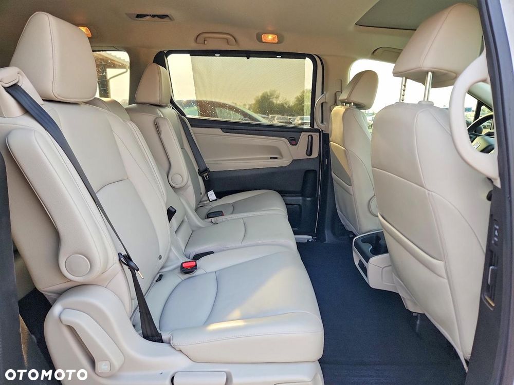 Honda Odyssey - 12