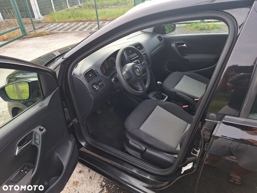 Volkswagen Polo - 5