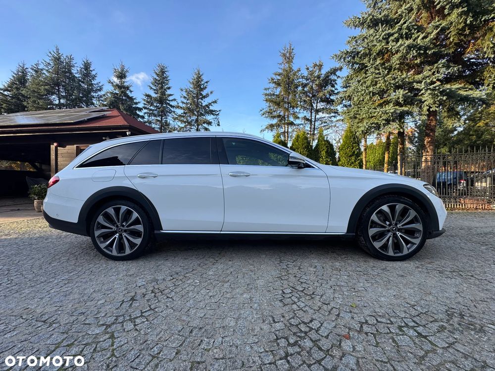 Mercedes-Benz Klasa E 350 d 4-Matic All-Terrain - 4