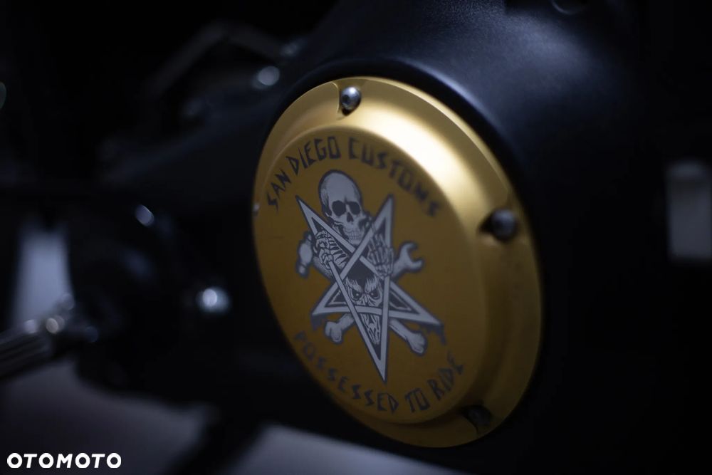 Harley-Davidson Softail Street Bob - 8