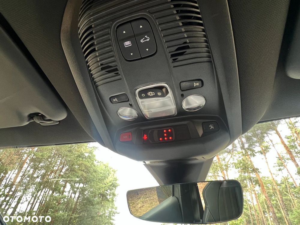 Peugeot 5008 2.0 BlueHDi GT Pack S&S EAT8 - 19