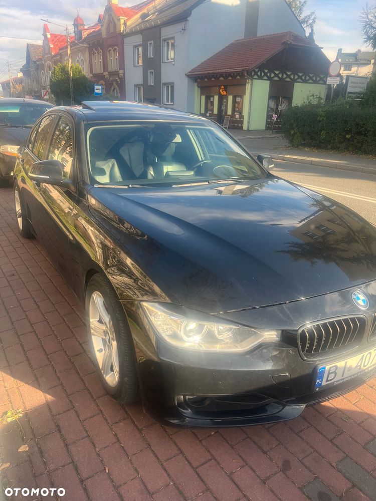 BMW Seria 3 320i xDrive - 5