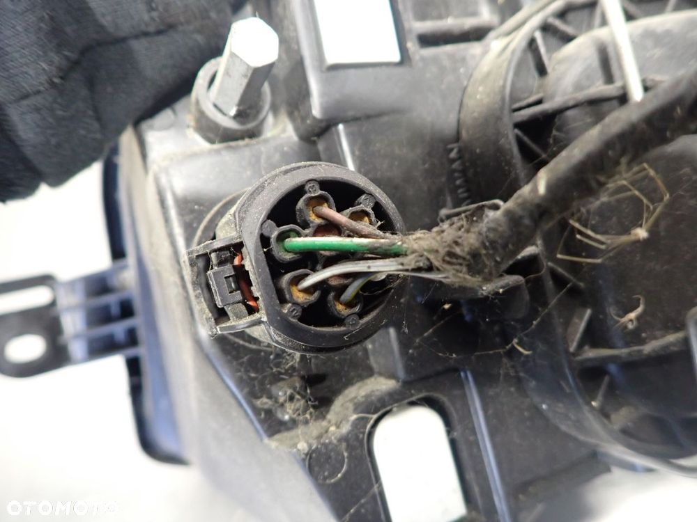 LAMPA PRAWA PRZEDNIA FIAT PANDA II - 3