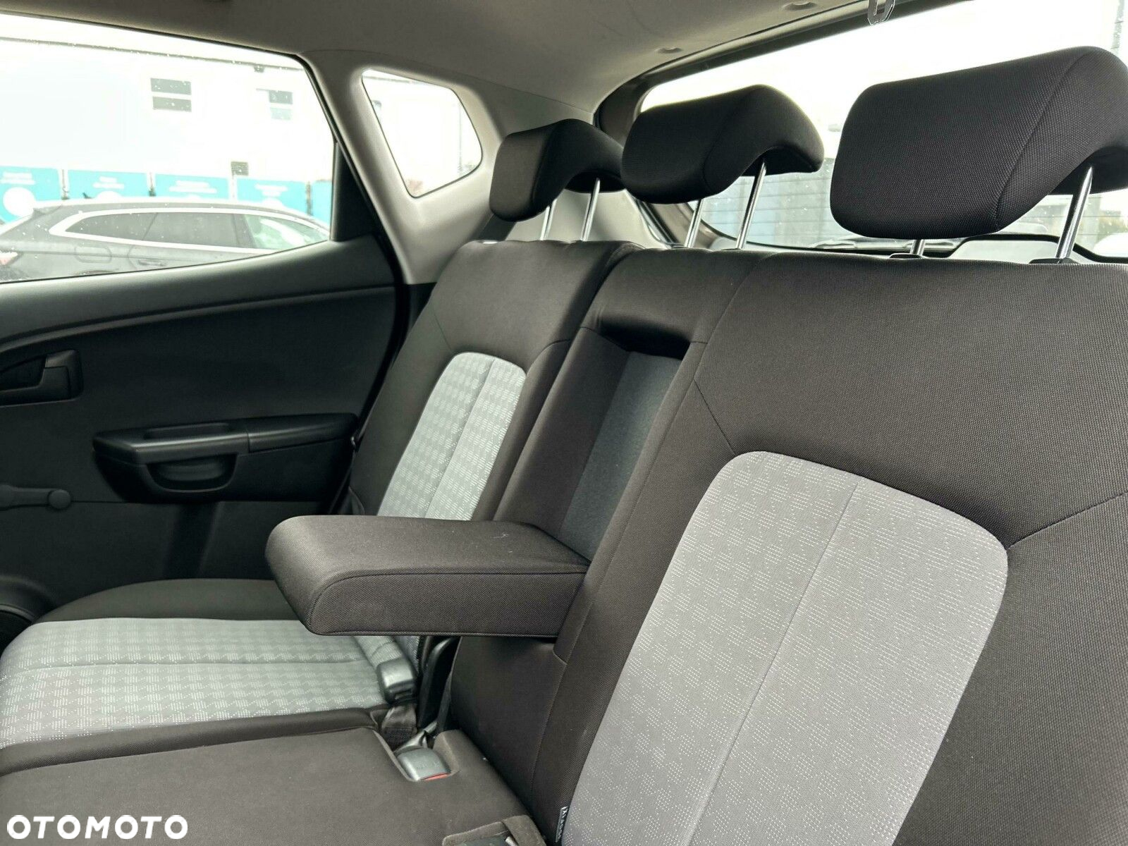 Kia Venga 1.4 M - 14