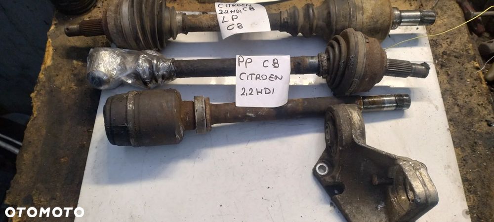 CITROEN C8 2,2hdi półoś prawa lewa podpora - 1