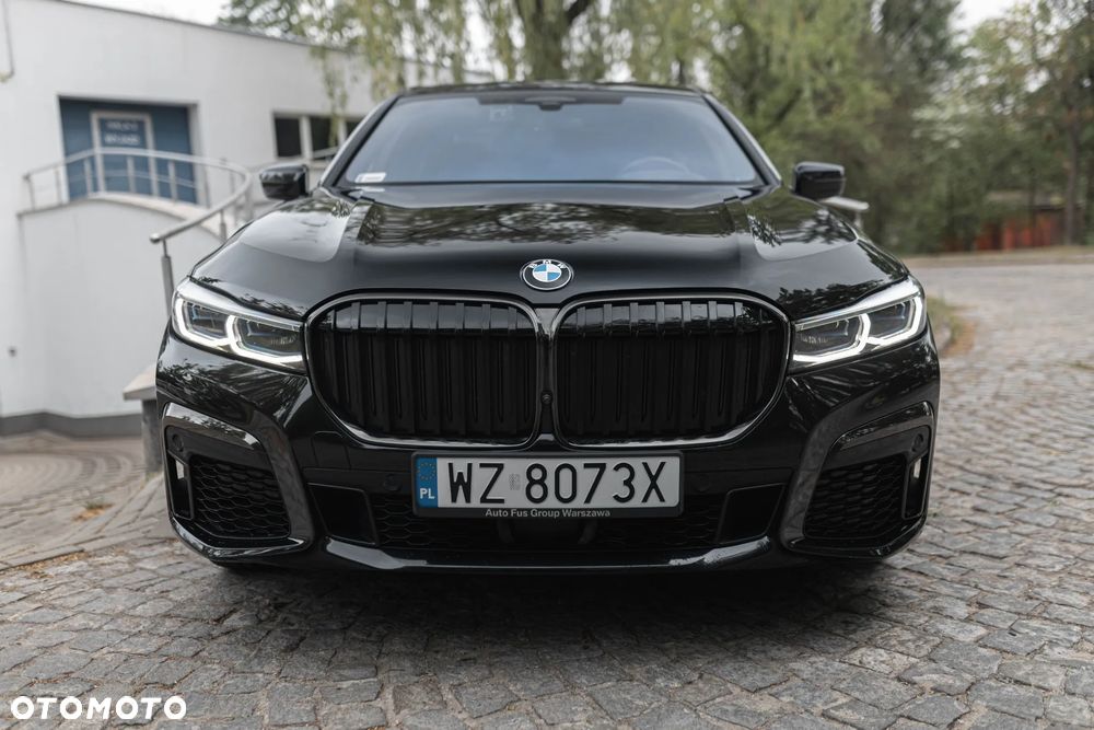 BMW Seria 7 750i xDrive - 6