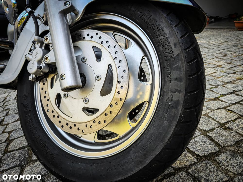 Suzuki VL 1500 Intruder LC - Boulevard C90 - 18