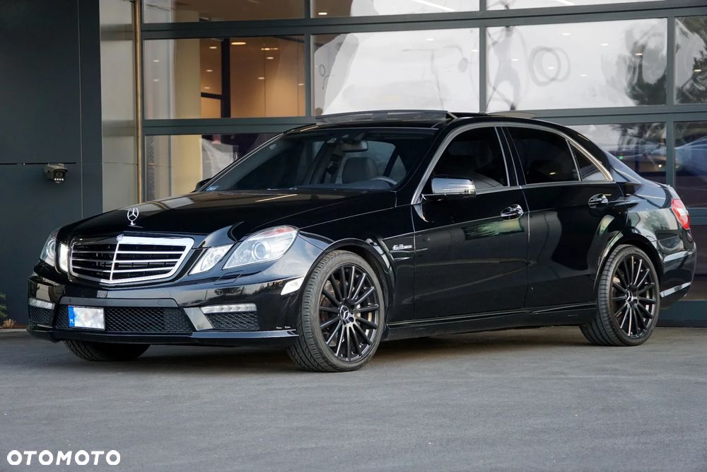 Mercedes-Benz Klasa E 63 AMG AMG Speedshift 7G-MCT - 3