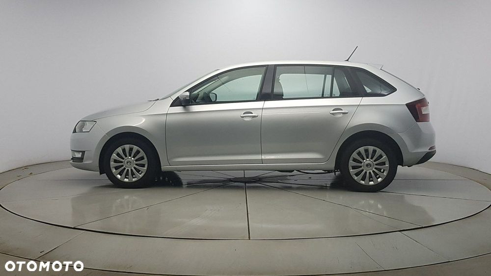 Skoda RAPID - 4