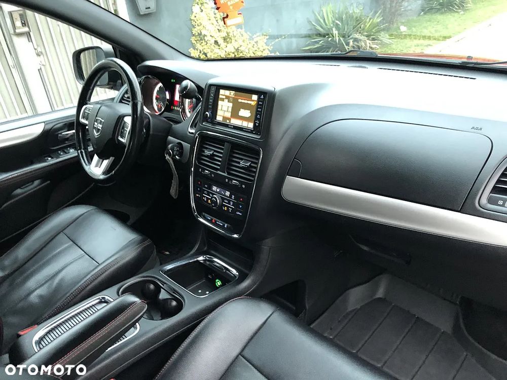Dodge Grand Caravan 3.6 Express - 38