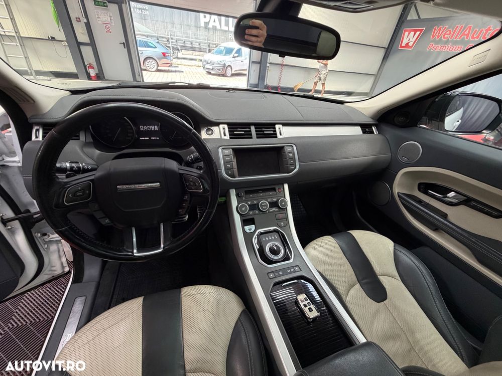 Land Rover Range Rover Evoque - 15