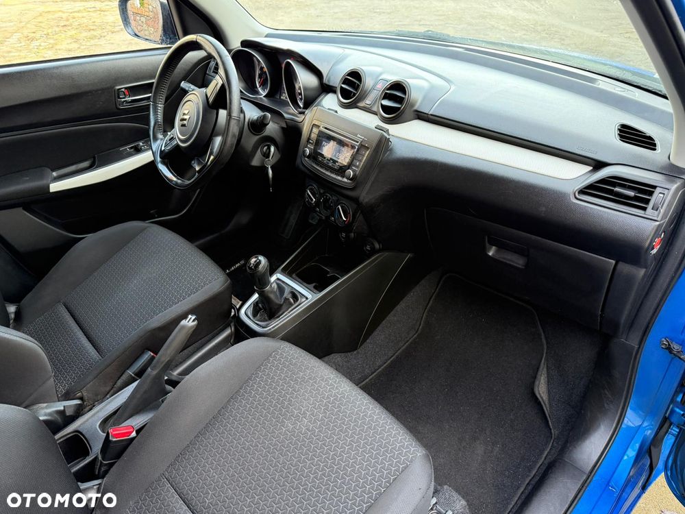 Suzuki Swift - 7