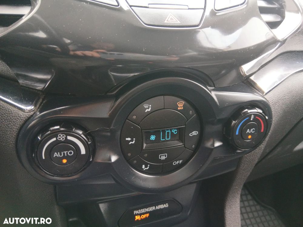 Ford EcoSport 1.5 TDCi Titanium - 15