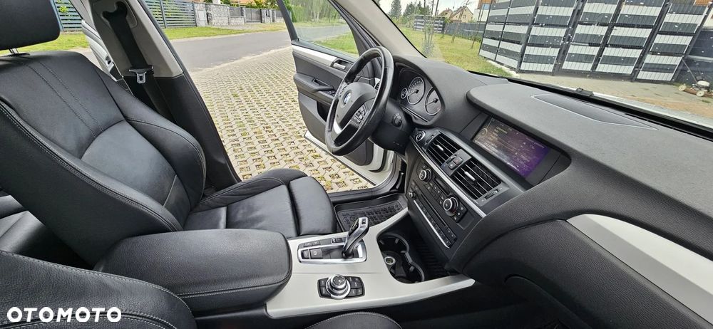 BMW X3 xDrive20d - 17