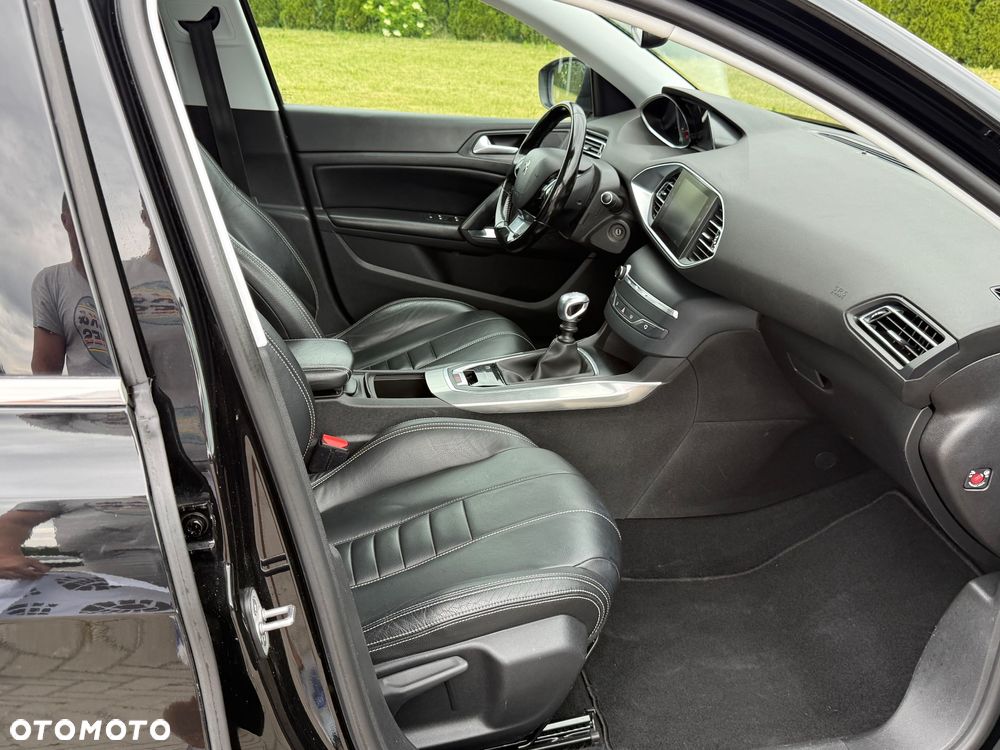 Peugeot 308 - 29