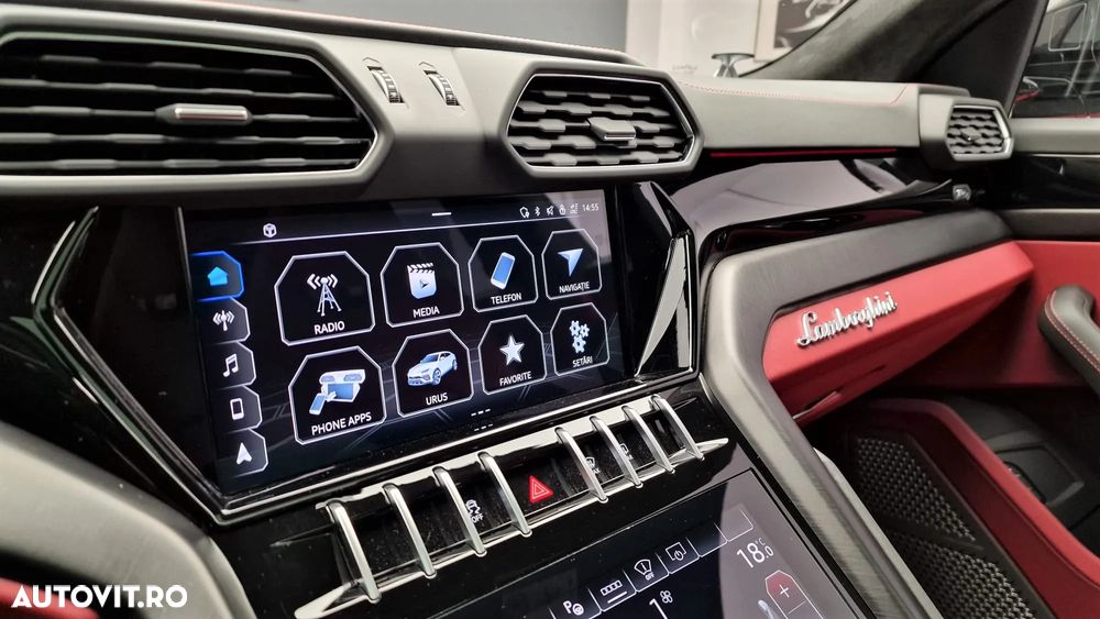 Lamborghini URUS Standard - 13