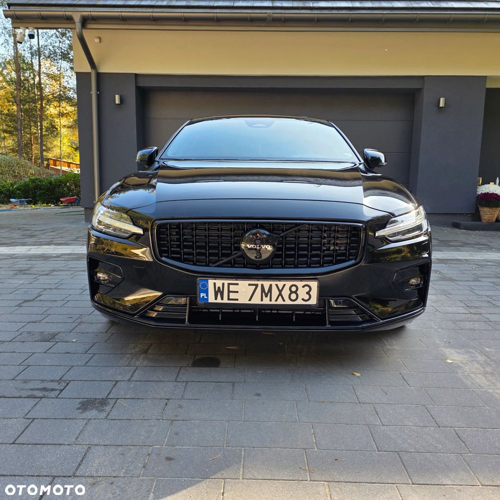 Volvo S60 2023 photo 3