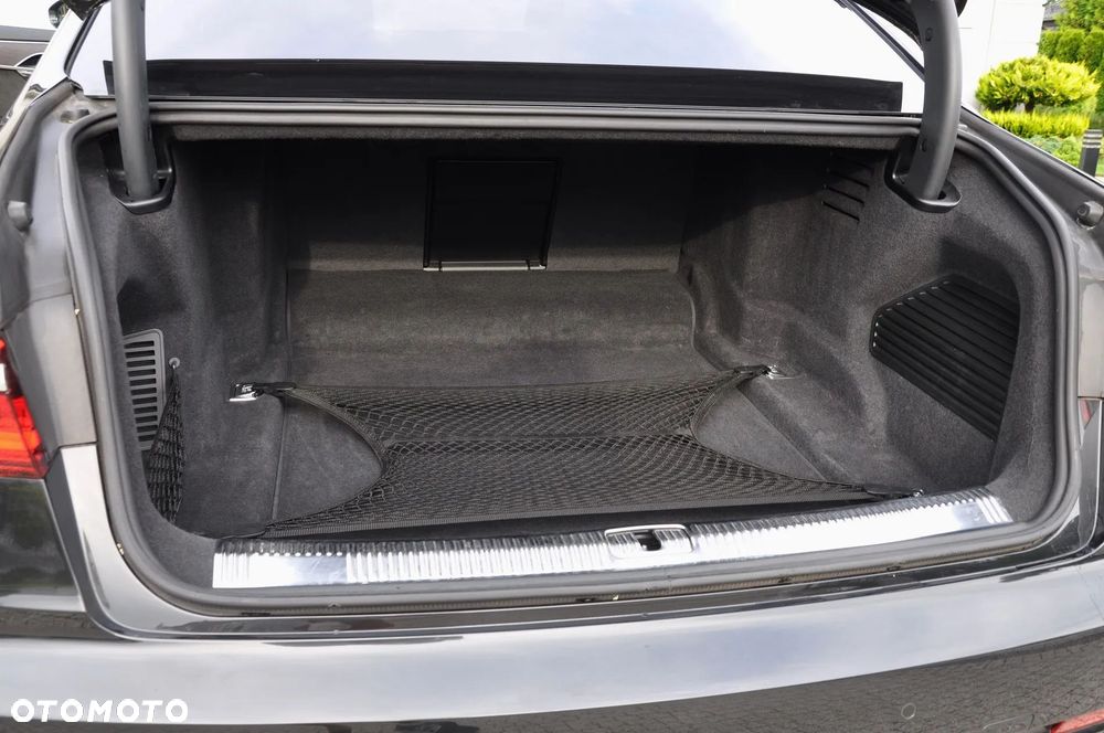 Audi A8 55 TFSI mHEV Quattro Tiptr - 16