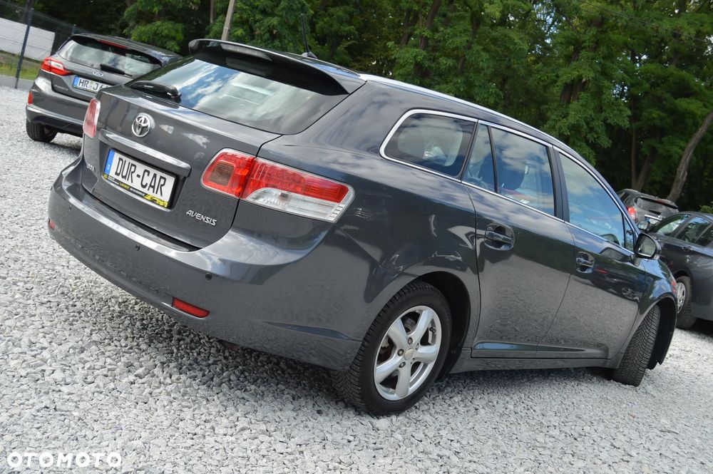 Toyota Avensis 2.0 D-4D Sol - 28