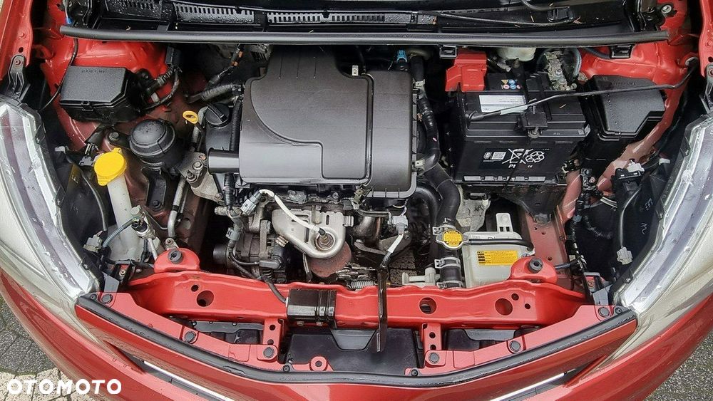 Toyota Yaris - 10