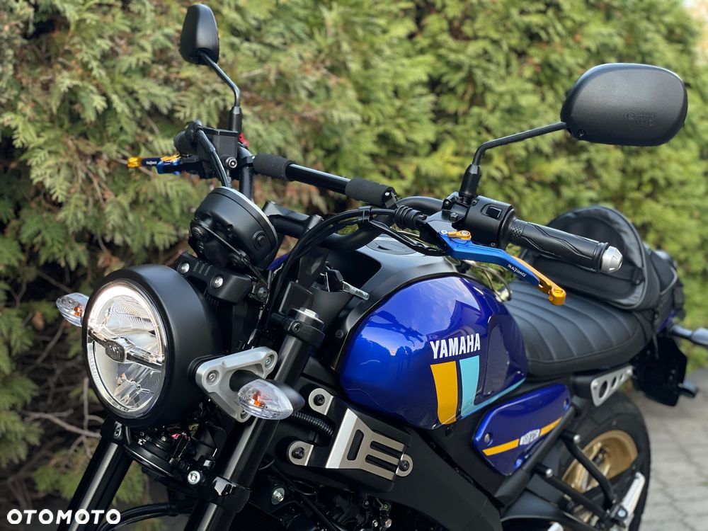 Yamaha XSR - 24