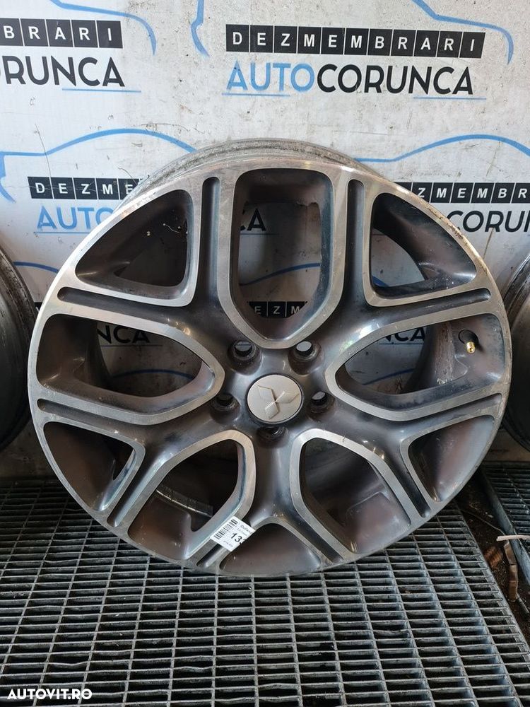 Jante aliaj Mitsubishi Outlander III 2012 - 2015 (1339) R18 ET38 5*114.3 - 3