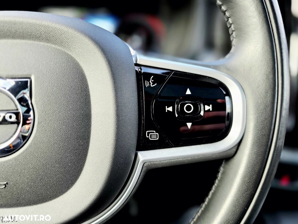 Volvo XC 60 T6 AWD Recharge Geartronic Inscription - 22