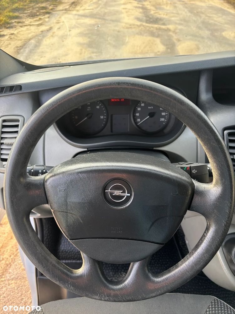 Opel Vivaro L2H1 2.9t Essentia - 16