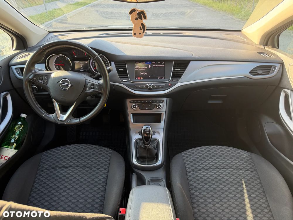 Opel Astra 1.2 T Edition S&S - 17