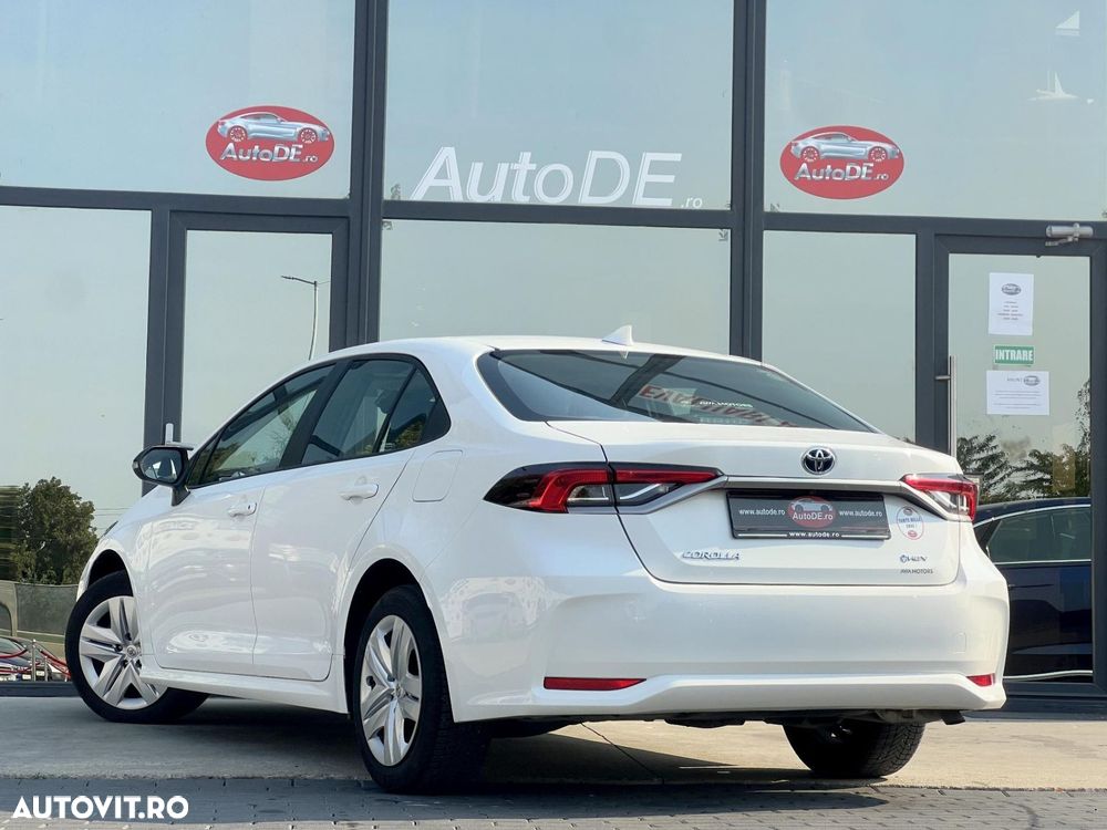 Toyota Corolla 1.8 HSD Dynamic - 3