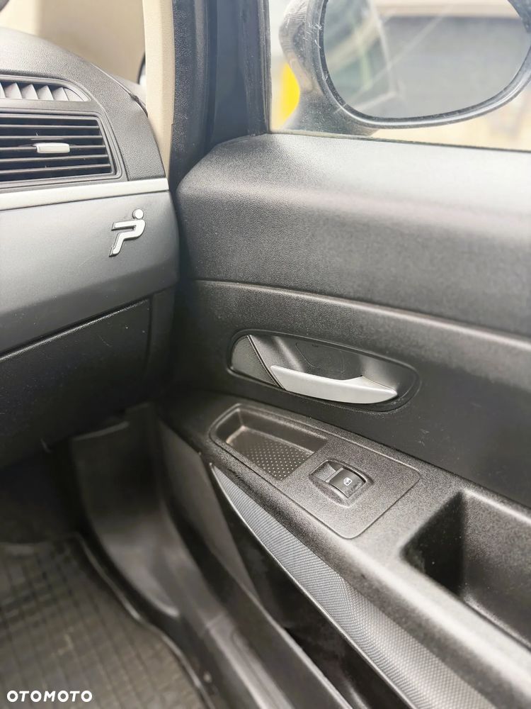 Fiat Grande Punto - 21