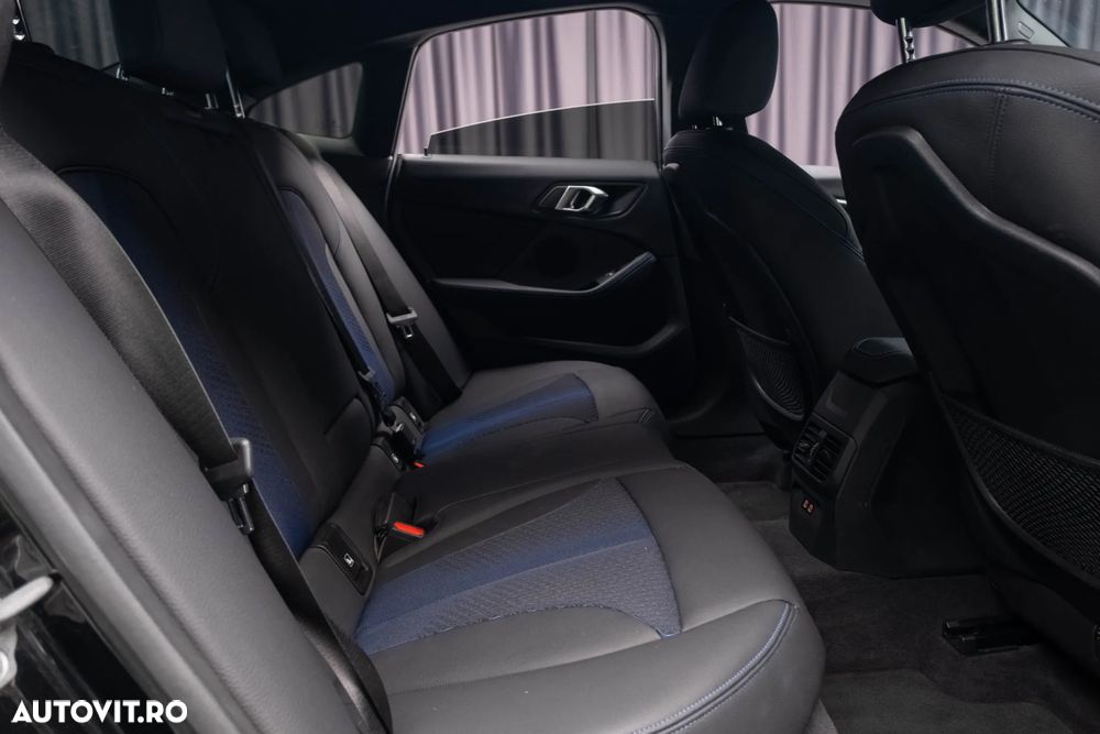 BMW Seria 2 218i Aut. M Sport - 34