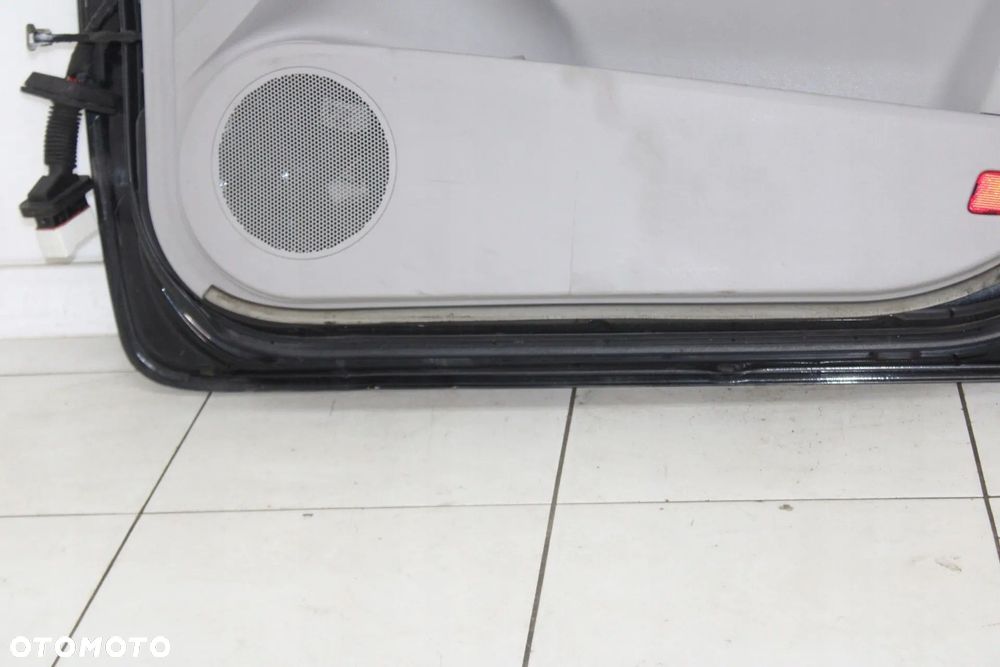 KIA CEED I 2006R- DRZWI PRAWE PRAWY PRZÓD PRZEDNIE 1K - KOD LAKIERU - 7