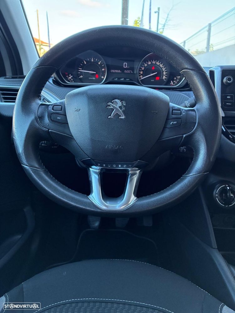 Peugeot 208 1.6 BlueHDi Style - 15
