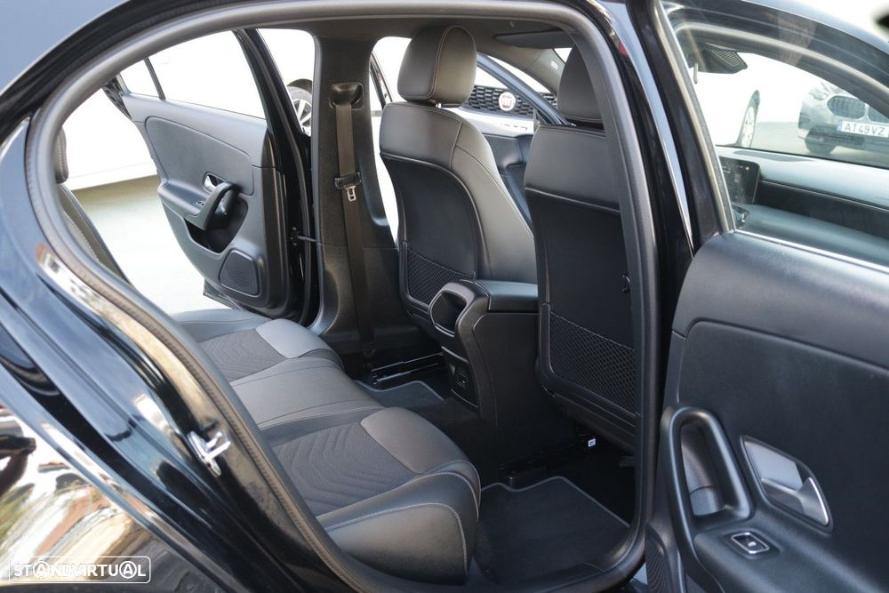 Mercedes-Benz A 180 d Style Plus Aut. - 26