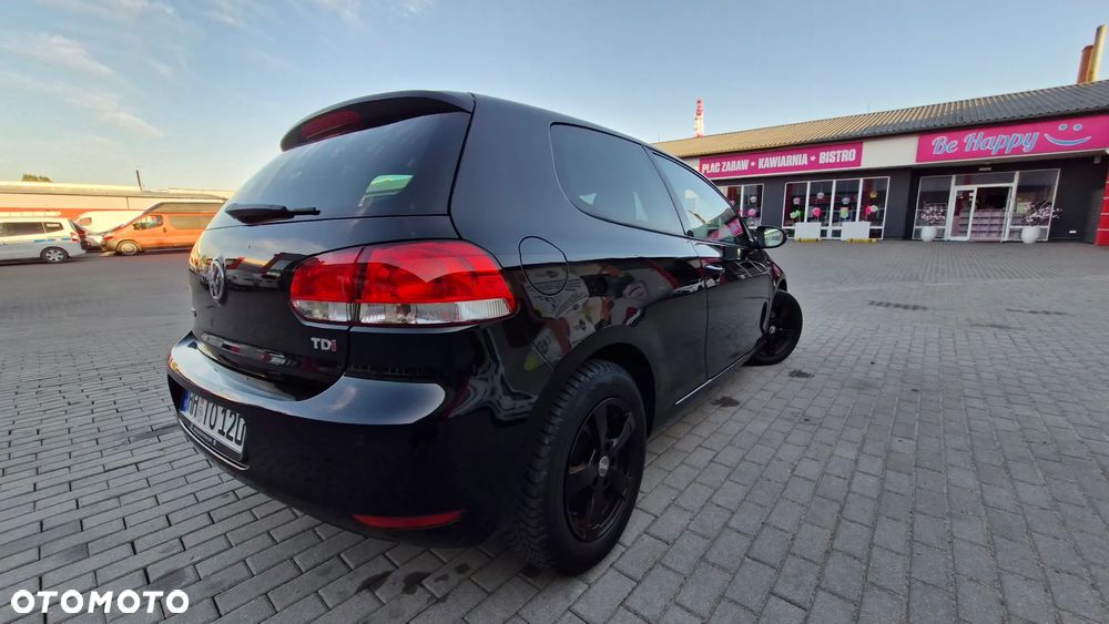 Volkswagen Golf 1.6 TDI DPF MATCH - 16